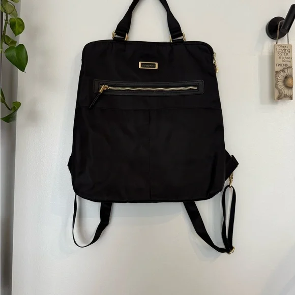 Baggallini Jessica Unisex Water Resistant Convertible Backpack RFID Anti Theft - Picture 3 of 12